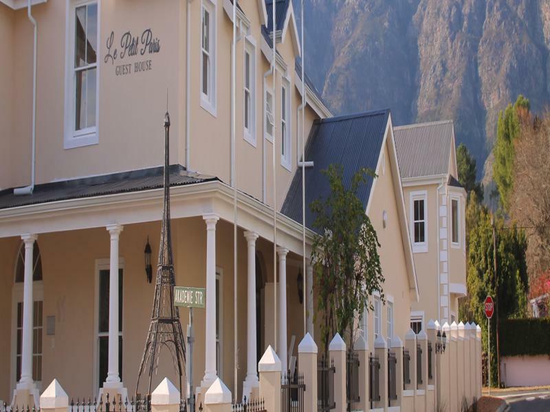 Le Petit Paris Hotel Franschhoek Exterior photo